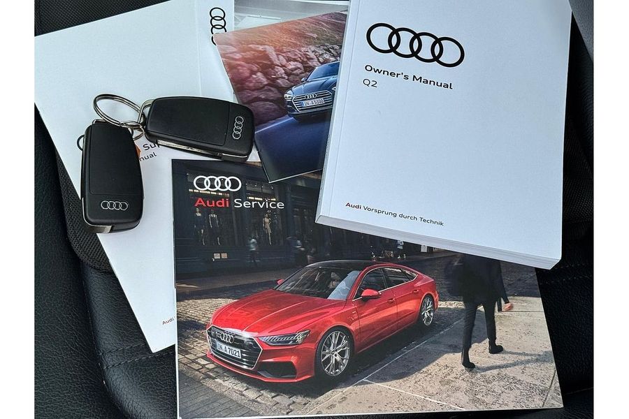 2018 Audi Q2 35 TFSI design GA Photo 3