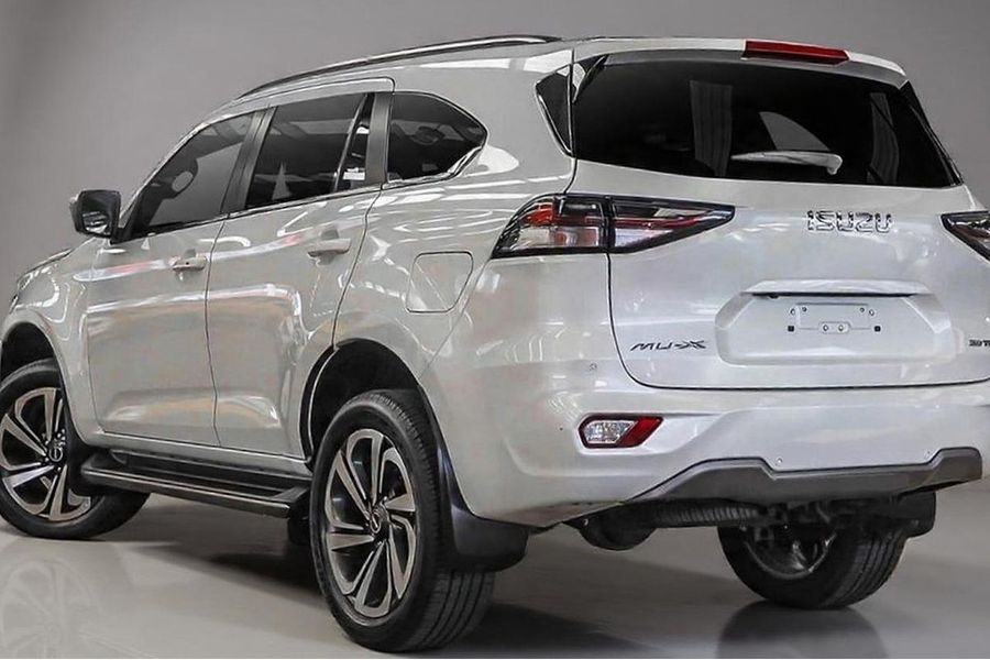 2021 Isuzu MU-X LS-T Photo 5